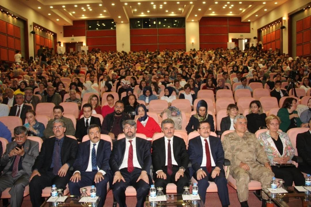 Huzurevinde kalma yaş sınırı 65&rsquo;e y&uuml;kseliyor