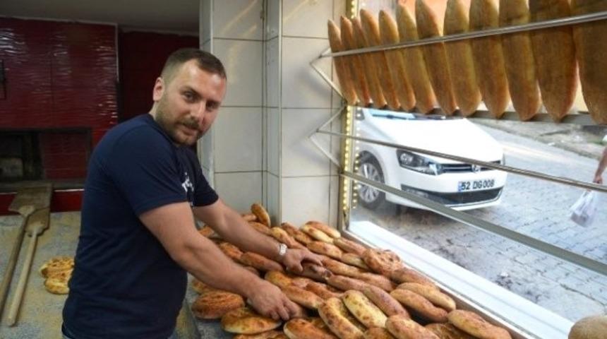 Fatsa&rsquo;da Ramazan pidesi fiyatları a&ccedil;ıklandı