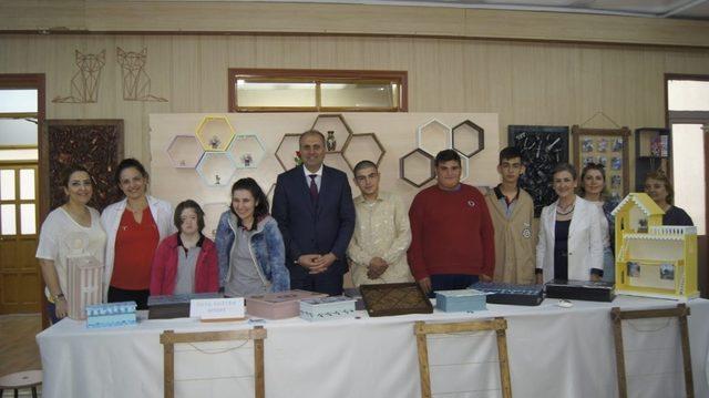 Öğrencilerin eşya ve makine sergisi göz doldurdu 1