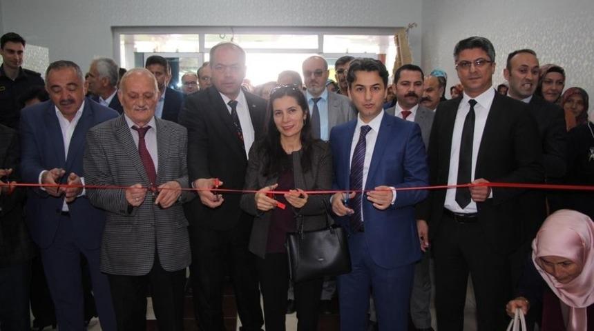 Seydişehir&rsquo;de Halk Eğitim Sergisi a&ccedil;ıldı