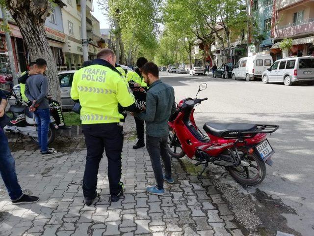 Motosiklet uygulamaları devam ediyor