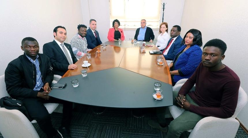 Gana B&uuml;y&uuml;kel&ccedil;isi GA&Uuml;N&rsquo;e hayran kaldı