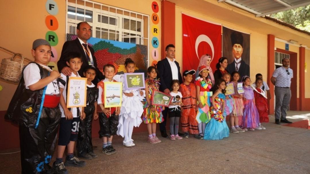 Sarıg&ouml;ll&uuml; &ouml;ğrencilerin &rsquo;Sıfır Atık&rsquo; sergisi beğeni topladı