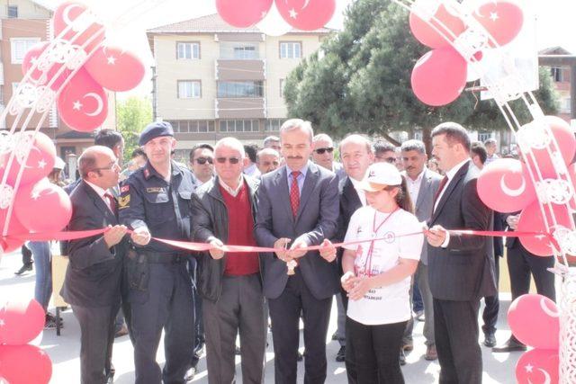 Öğrenciler tarafından 4006 Tübitak Bilim Şenliği düzenlendi