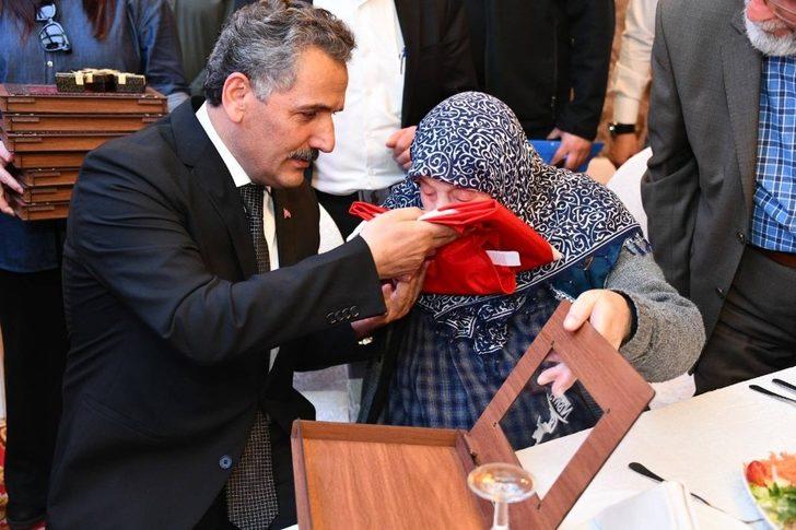 100 yıla tanıklık edenler bir araya geldi G3