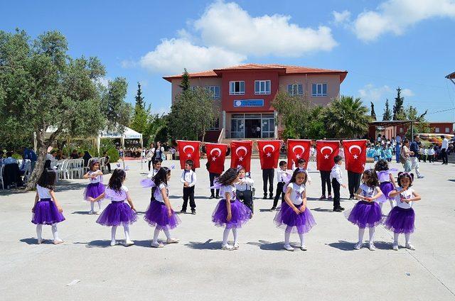 Didim’de okul yararına lahmacun günü düzenlendi