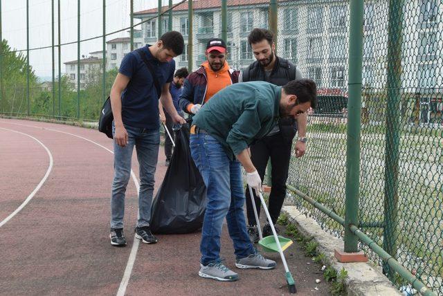 Temiz kampüs ile farkındalık oluşturuyorlar