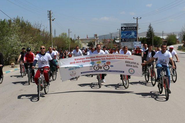 Altıntaş’ta ’Sağlık için pedal çevir’ etkinliği