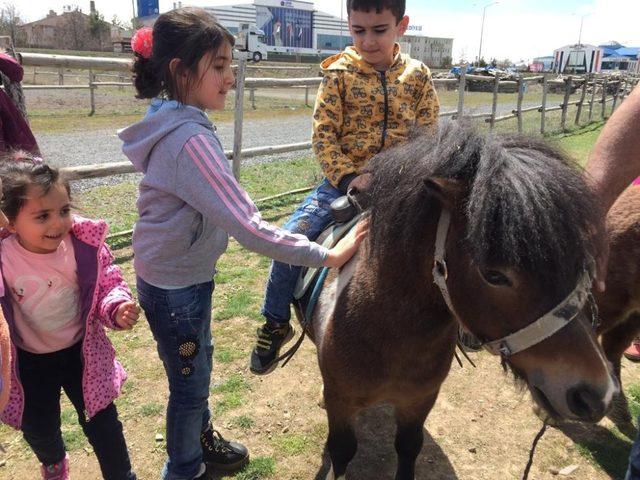 Erzurum’da miniklere ‘Midilli’ motivasyonu