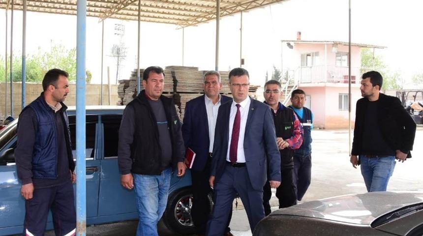 Başkan &Ouml;k&uuml;zc&uuml;oğlu, iş&ccedil;ilerin bayramını kutladı