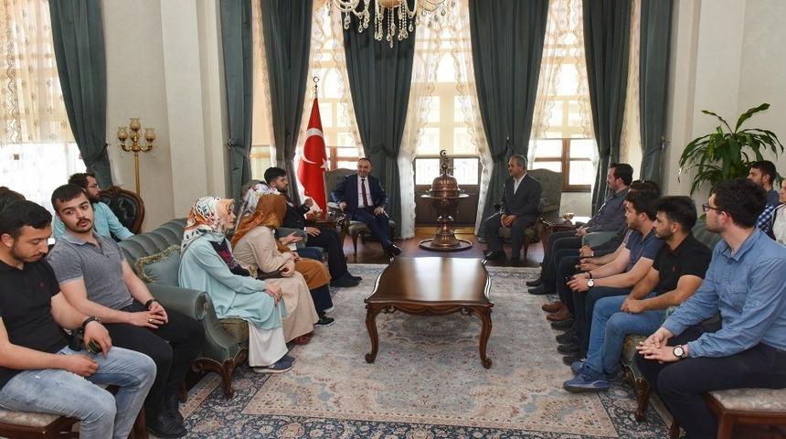 &ldquo;Gen&ccedil;ler K&uuml;lt&uuml;r Kervanında&rdquo; kapsamında &ouml;ğrenciler Kilis&rsquo;e geldi