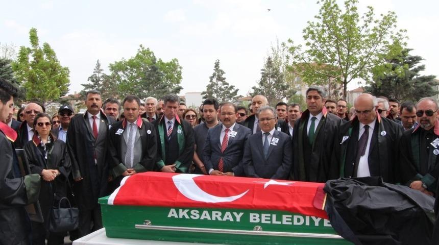 Baro Başkanı Yeşilboğaz: “Savunmayı öldürmeyin”