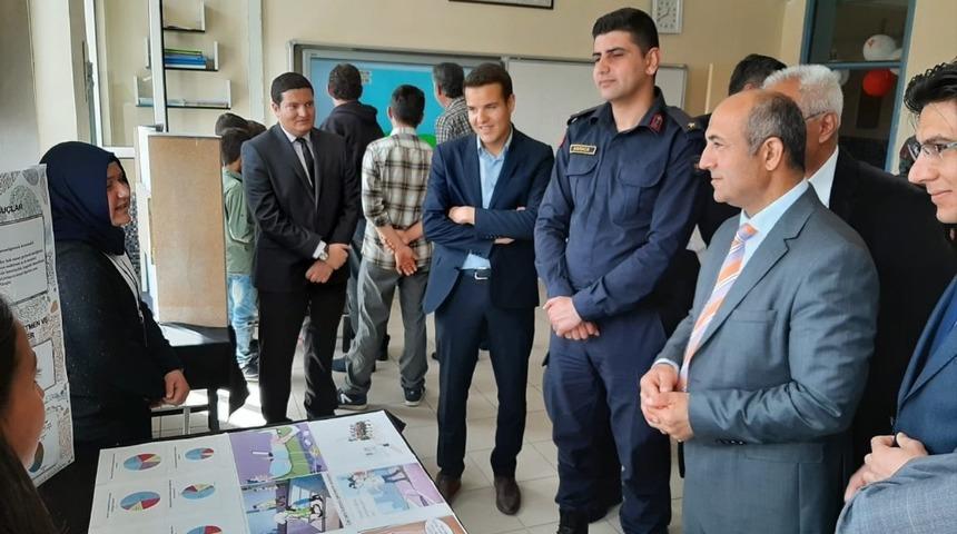 H&uuml;y&uuml;k&rsquo;te 4006 T&Uuml;BİTAK Bilim Fuarı a&ccedil;ılışı