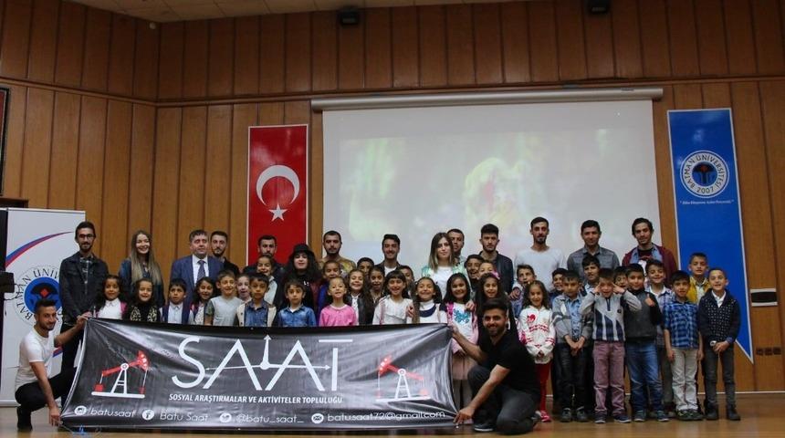 Batman &Uuml;niversitesi, Su&ccedil;eken K&ouml;y&uuml; İlk&ouml;ğretim Okulu &ouml;ğrencilerini misafir etti