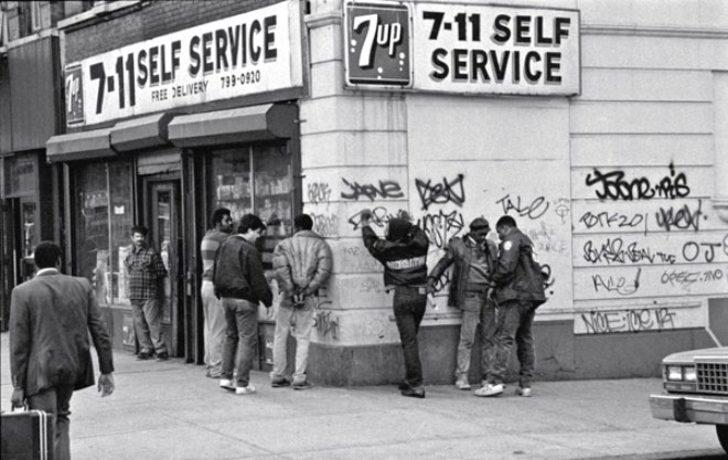 Sırf para kazabilmek için...Bir taksi şoförünün kadrajından eski sokaklar! G2