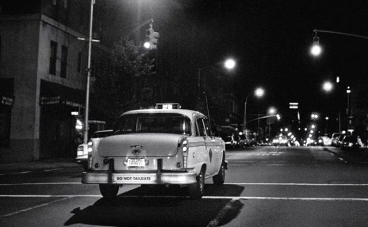 Sırf para kazabilmek için...Bir taksi şoförünün kadrajından eski sokaklar! G5