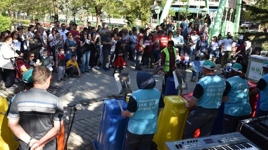 Eko Şov, 1 Mayıs etkinliğinde sahne aldı