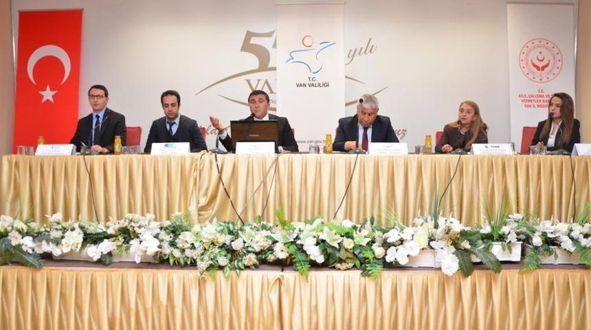 Van’da “Finansal Okuryazarlık ve Kadının Ekonomik Güçlenmesi” paneli