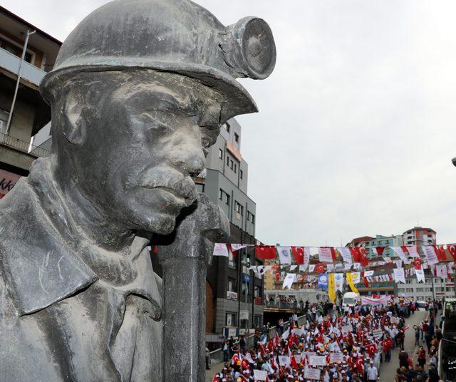 Emeğin başkenti Zonguldak'ta 1 Mayıs coşkuyla kutlandı
