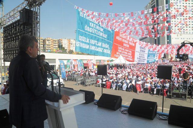 Beyazgül, 1 Mayıs’ı kutladı