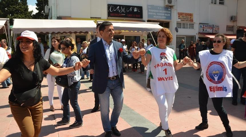 Kuşadası&rsquo;nda 1 Mayıs kutlaması