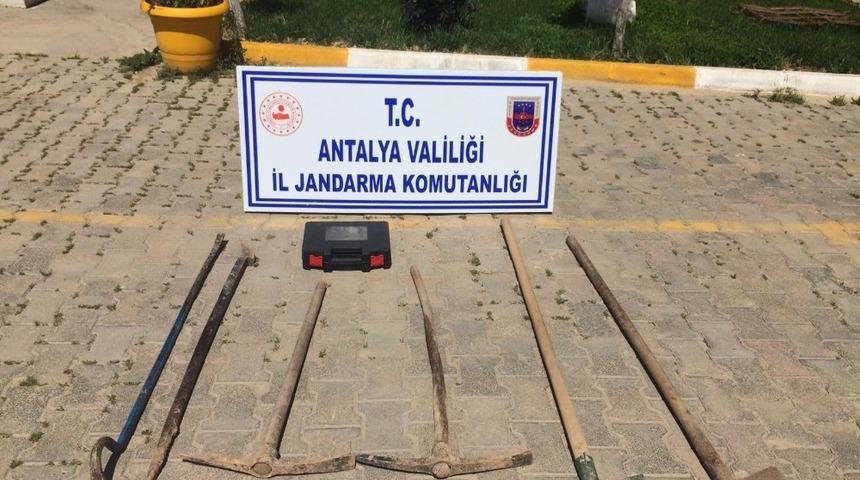 Ka&ccedil;ak kazıya su&ccedil;&uuml;st&uuml;