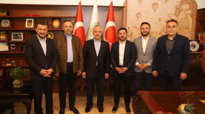 AK Parti milletvekilleri Ataş ve Turan, Başkan Arı&rsquo;yı ziyaret etti