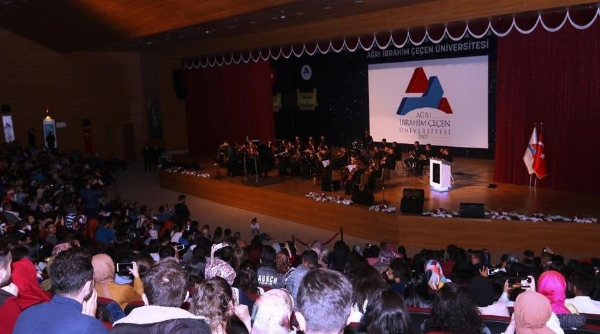 Ağrı&rsquo;da Kemal Sunal&rsquo;ın 75. doğum g&uuml;n&uuml; anısına konser