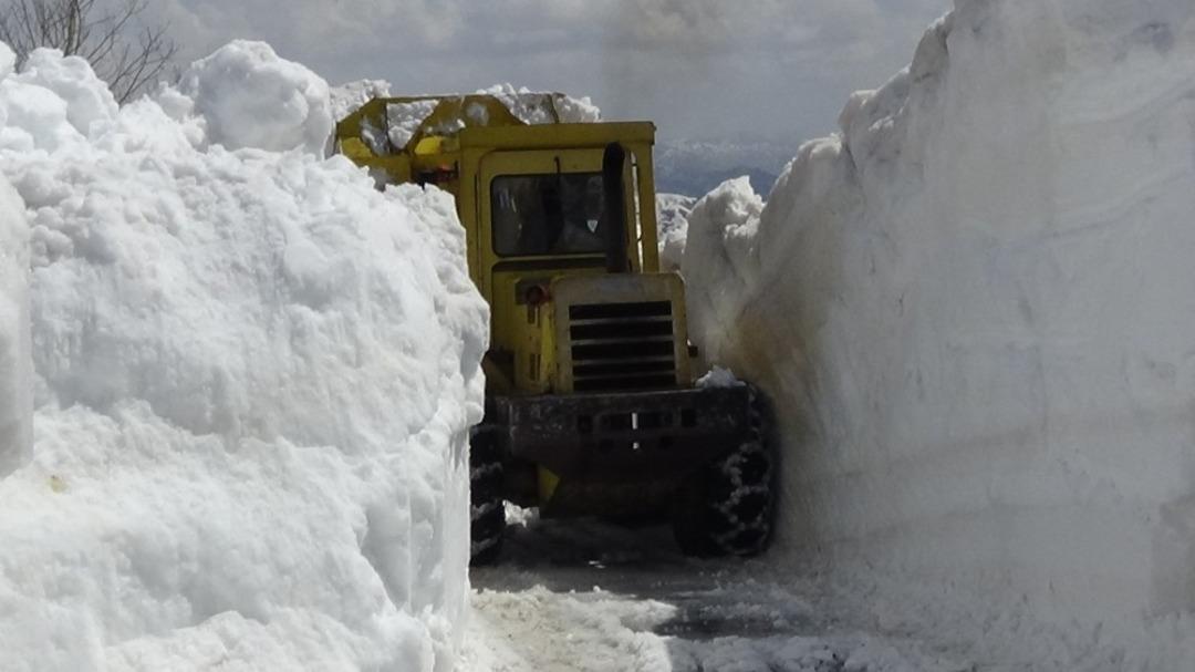 Mayıs ayında 6 metre karla m&uuml;cadele