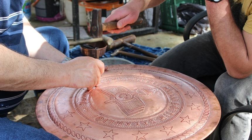 H&uuml;k&uuml;ml&uuml;lere bakır el sanatları kursu