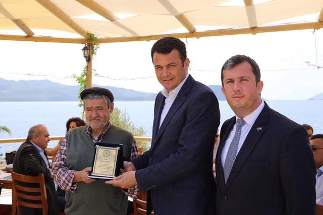 Kaş’ta esnafa ahde vefa ödülü