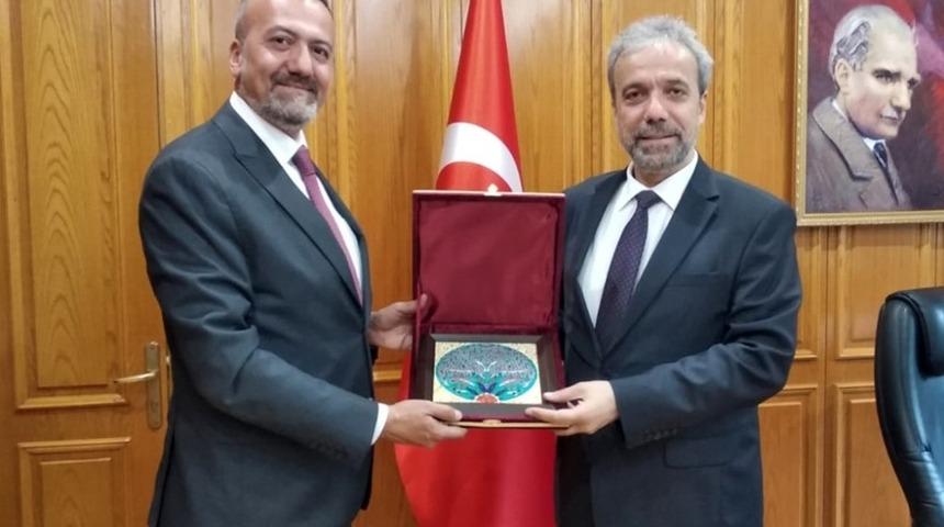 Kapadokya &Uuml;niversitesi, &Ouml;zbekistan&rsquo;da temaslarda bulundu