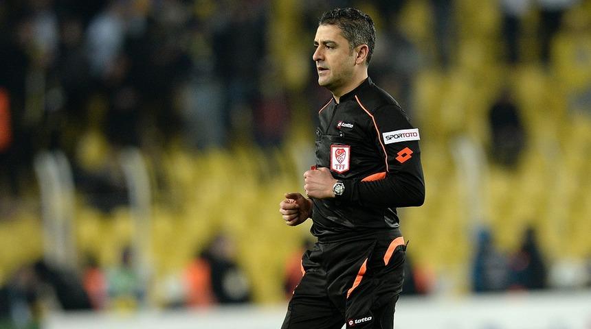 Galatasaray - Beşiktaş  derbisini Bülent Yıldırım yönetecek