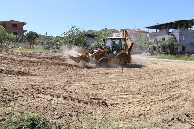 Belediye ekipleri şehrin dört bir yanında