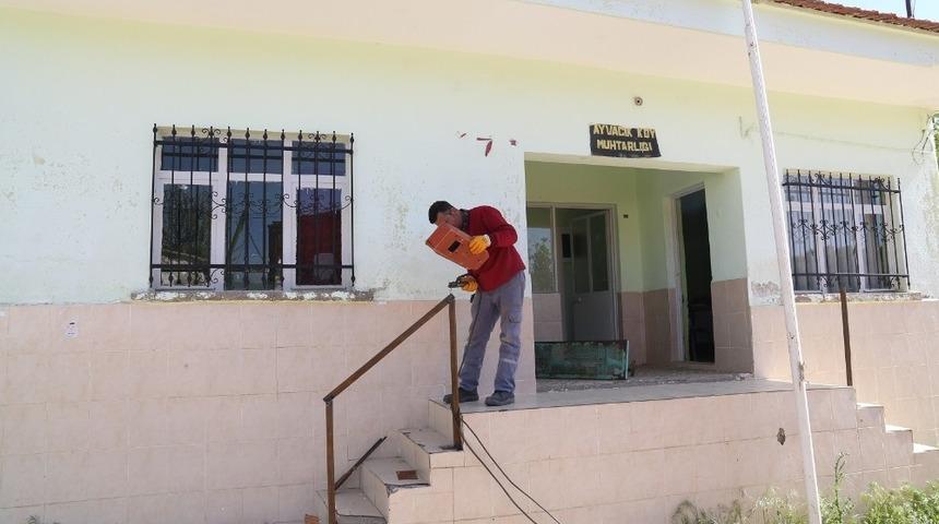 Belediye ekipleri şehrin d&ouml;rt bir yanında