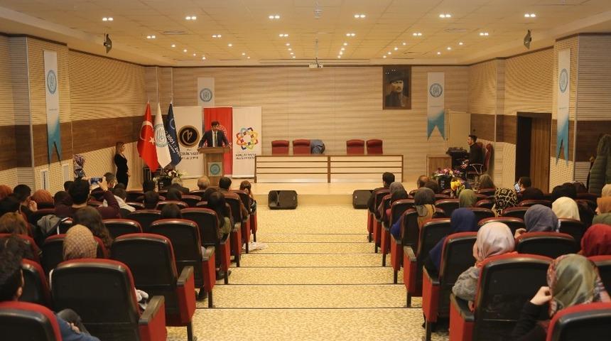 BEÜ’de “Doğu’nun Yedinci Oğlu Sezai Karakoç” konferansı