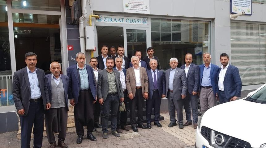 Başkan Şahan ve muhtarlar &lsquo;kıyılmış t&uuml;t&uuml;n&uuml;&rsquo; konuştu