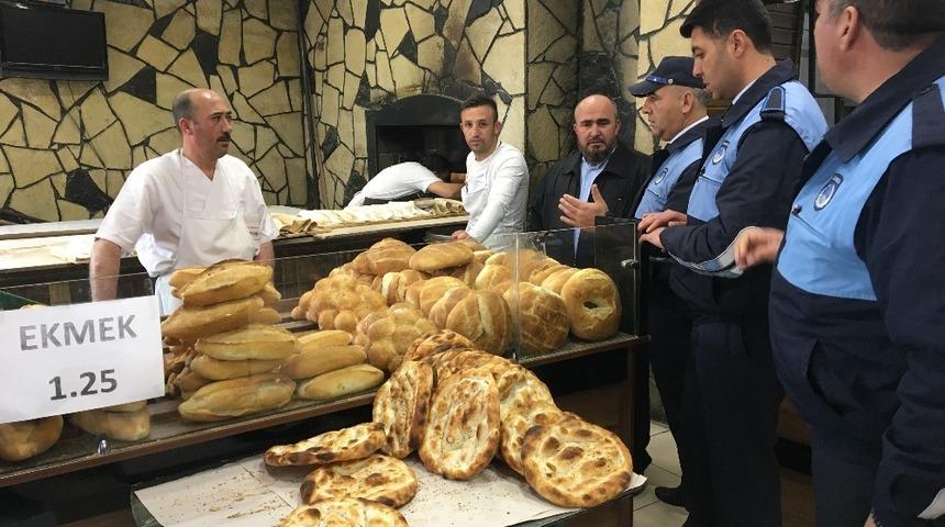 Niğde&rsquo;de Zabıtadan tarifeye uymayan fırınlara baskın