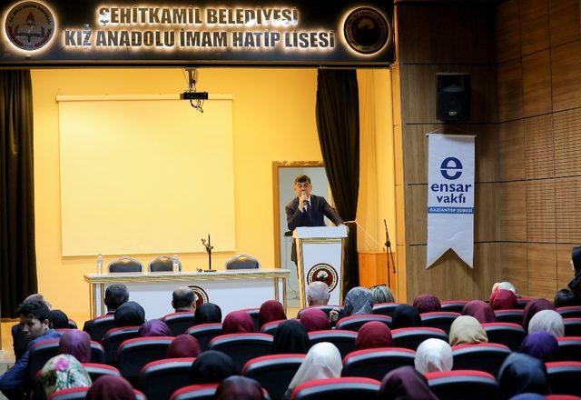 Başkan Fadıloğlu’ndan öğrencilere kariyer tavsiyesi