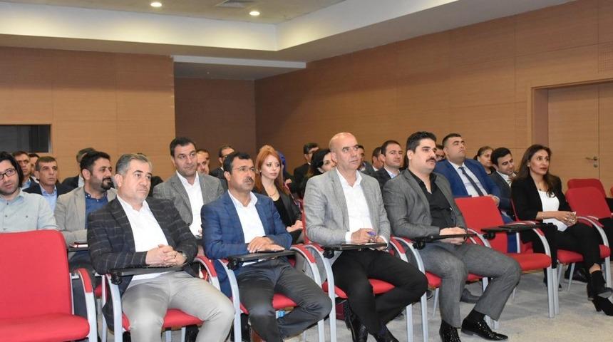 Sağlık personeline iletişim eğitimi