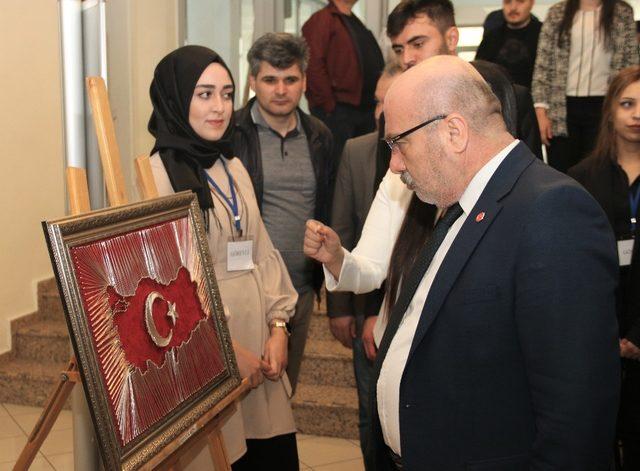 KAYÜ Mustafa Çıkrıkçıoğlu MYO Tarafından ’Tel ve Çivi’nin Aşkı’ Konulu Sergi Düzenlendi