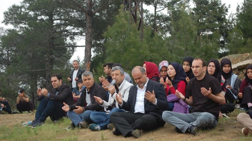Pozantı Anadolu İHL’den geleneksel tarih yürüyüşü