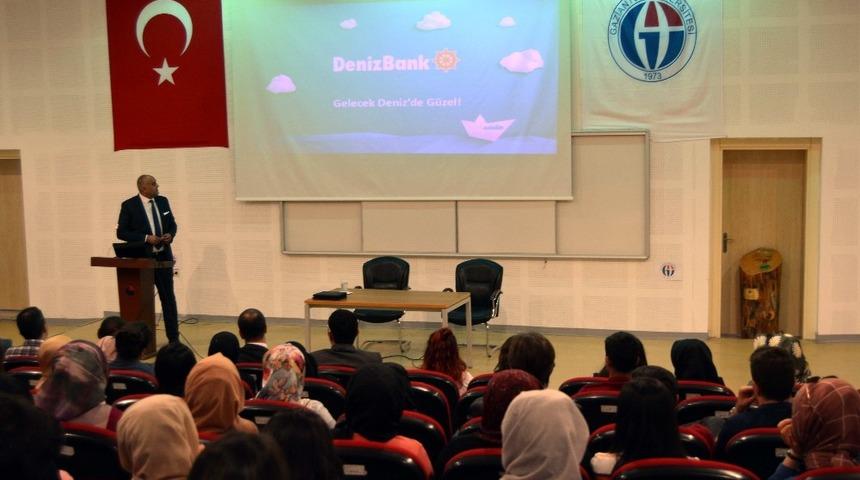 İİBF &ouml;ğrencilerine Bankacılık semineri