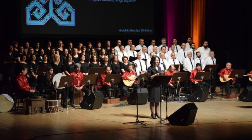 Personel Korosu&rsquo;ndan &rsquo;Anadolu&rsquo;dan Aşk T&uuml;rk&uuml;leri&rsquo; konseri