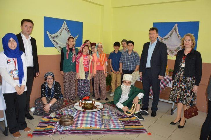 Kadın öğretmenler destek verdi öğrenciler projelerini hazırladı G4