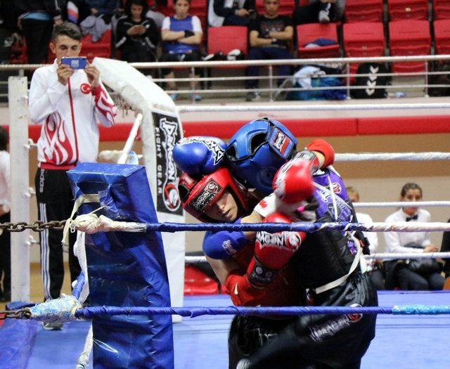 46 ilden bin 50 Muay Thai sporcusu Samsun’da kozlarını paylaştı