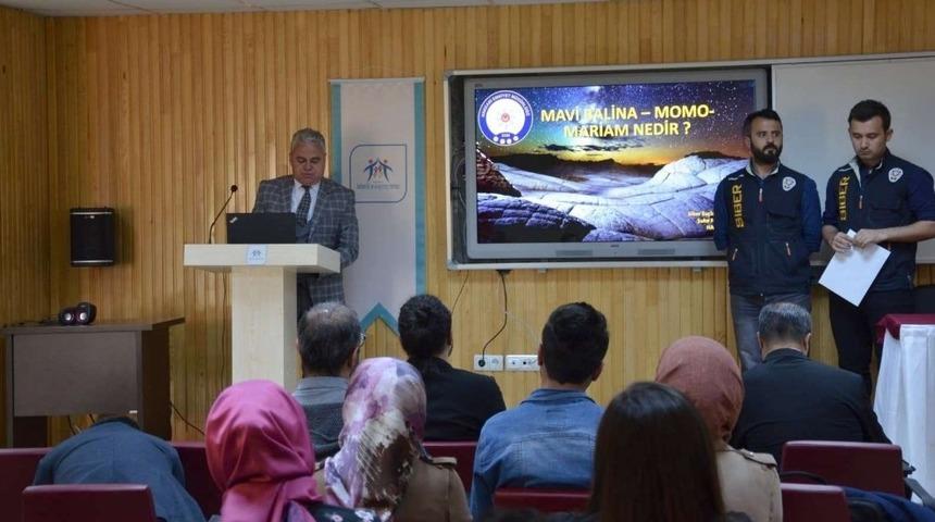 Hakkari&rsquo;de &ldquo;Mavi Balina&rdquo; konulu seminer