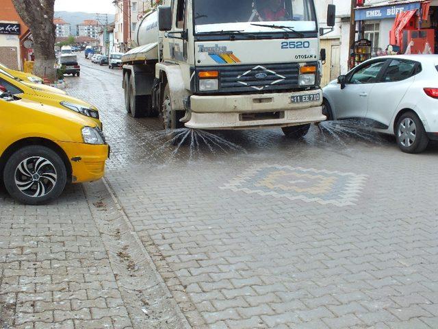 Başkan Tekin’in birinci önceliği temizlik