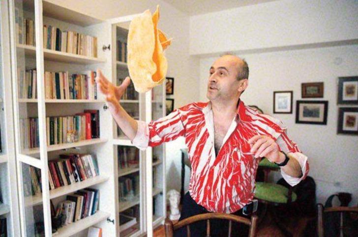 Şarkıcı olmaya gelmişti, temizlikçi oldu G1