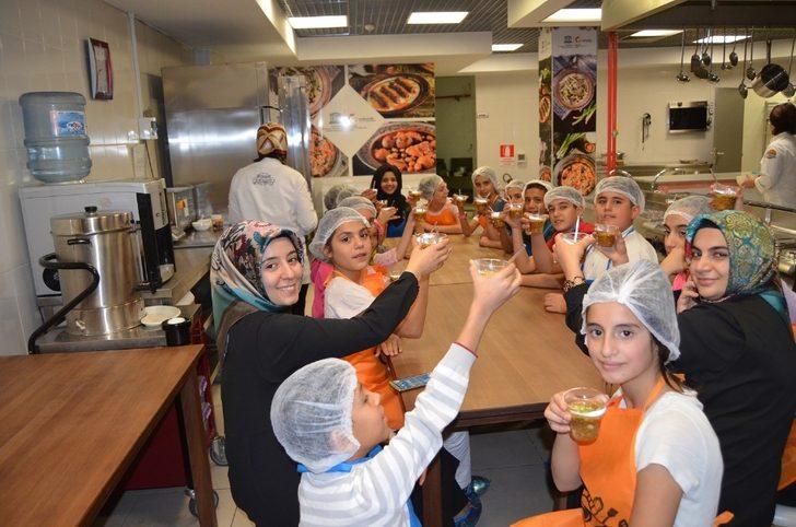 Artık anneler, çocuklarıyla baş edebiliyor G4